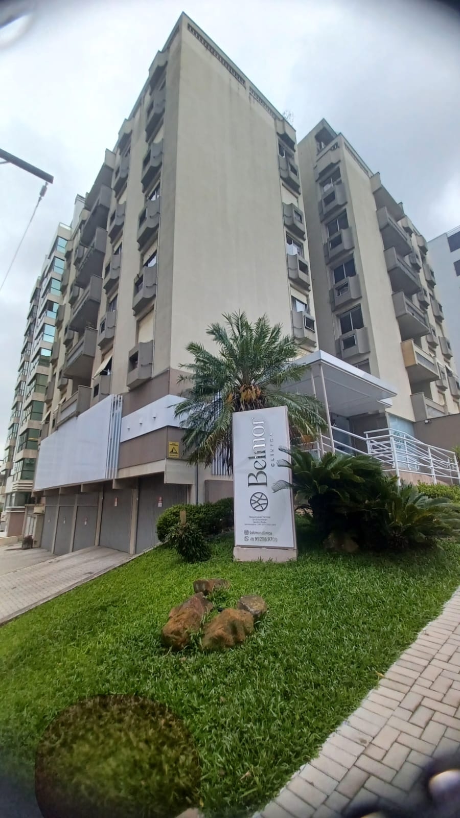 Apto. Ed. Dona Angélica - Próx. Praça Congresso